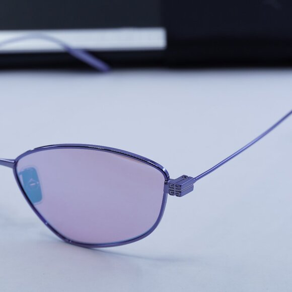 Final Price! Givenchy GV40059U 84Z Sunglasses - Picture 4 of 10